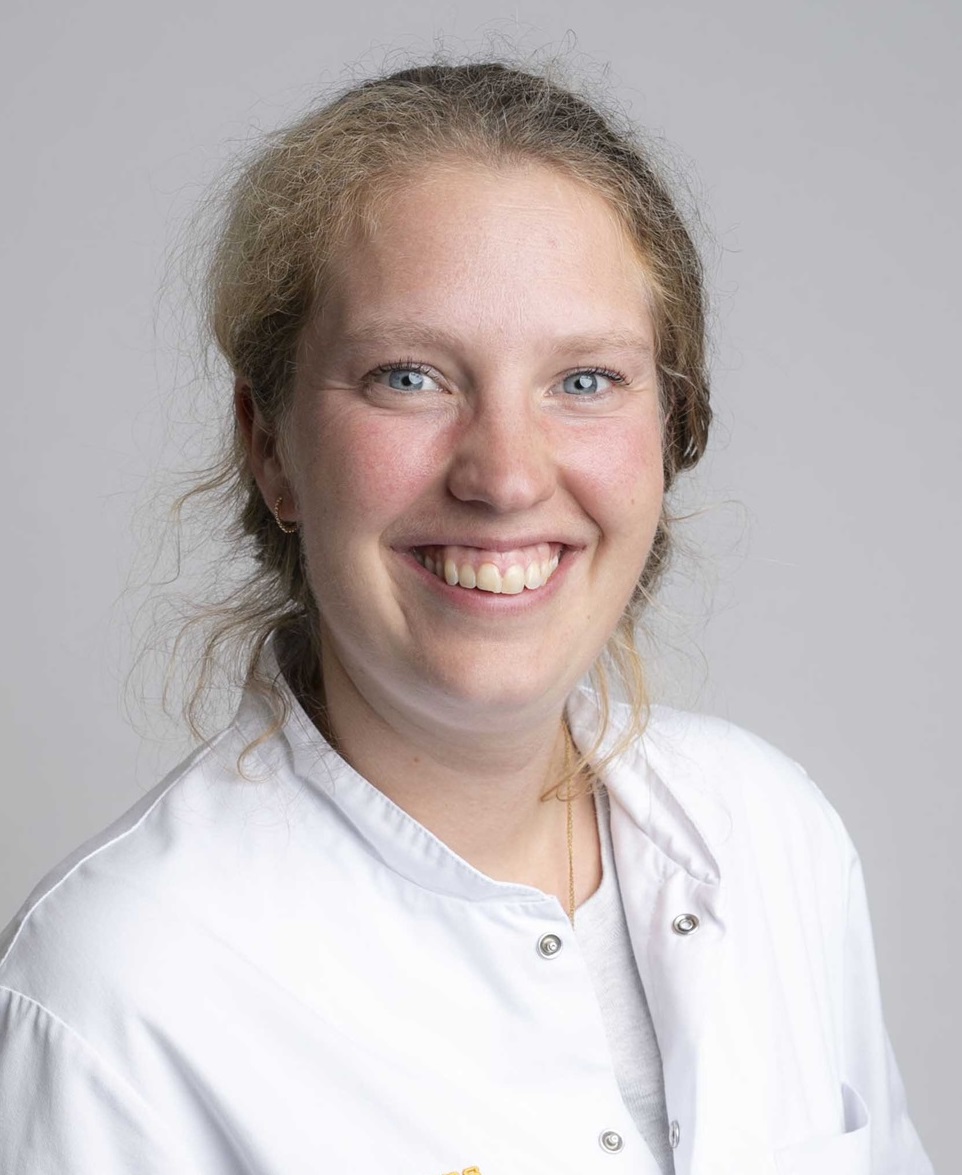 Uniken Venema, Julia - tandarts
